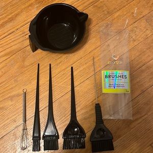 Colortrak Hair Color Brushes, whisk, and bowl